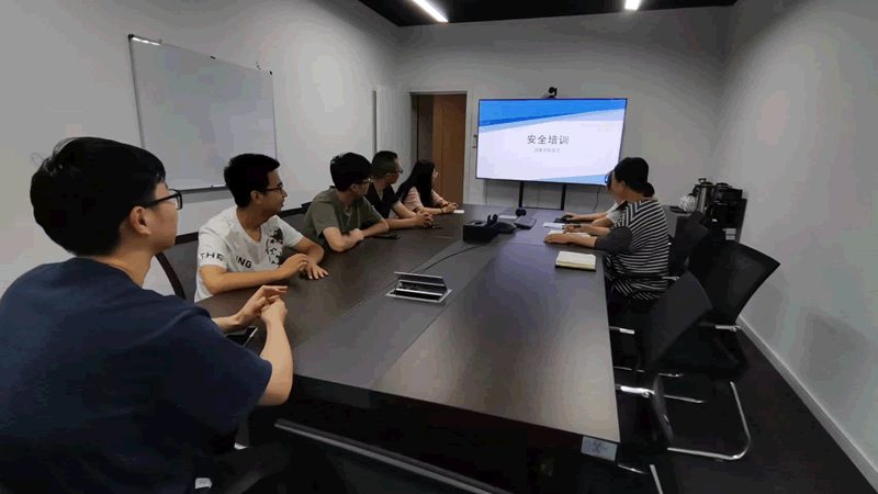 公务员培训机构：揭秘其优缺点，助你明智选择