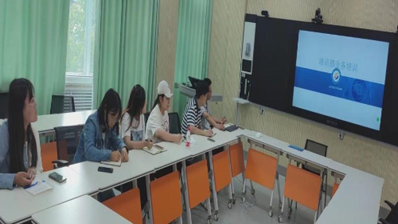 线上培训适合以下人群：